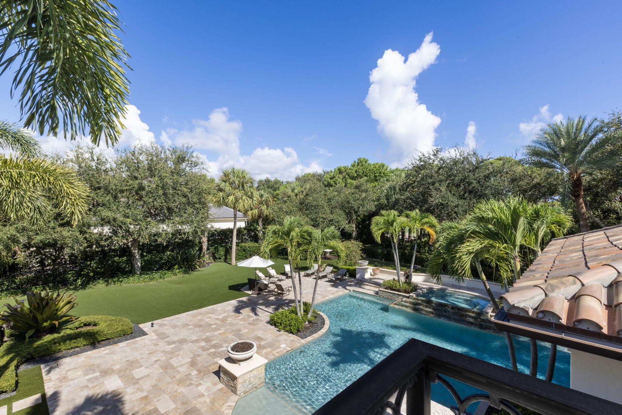 BEARS CLUB - Residential