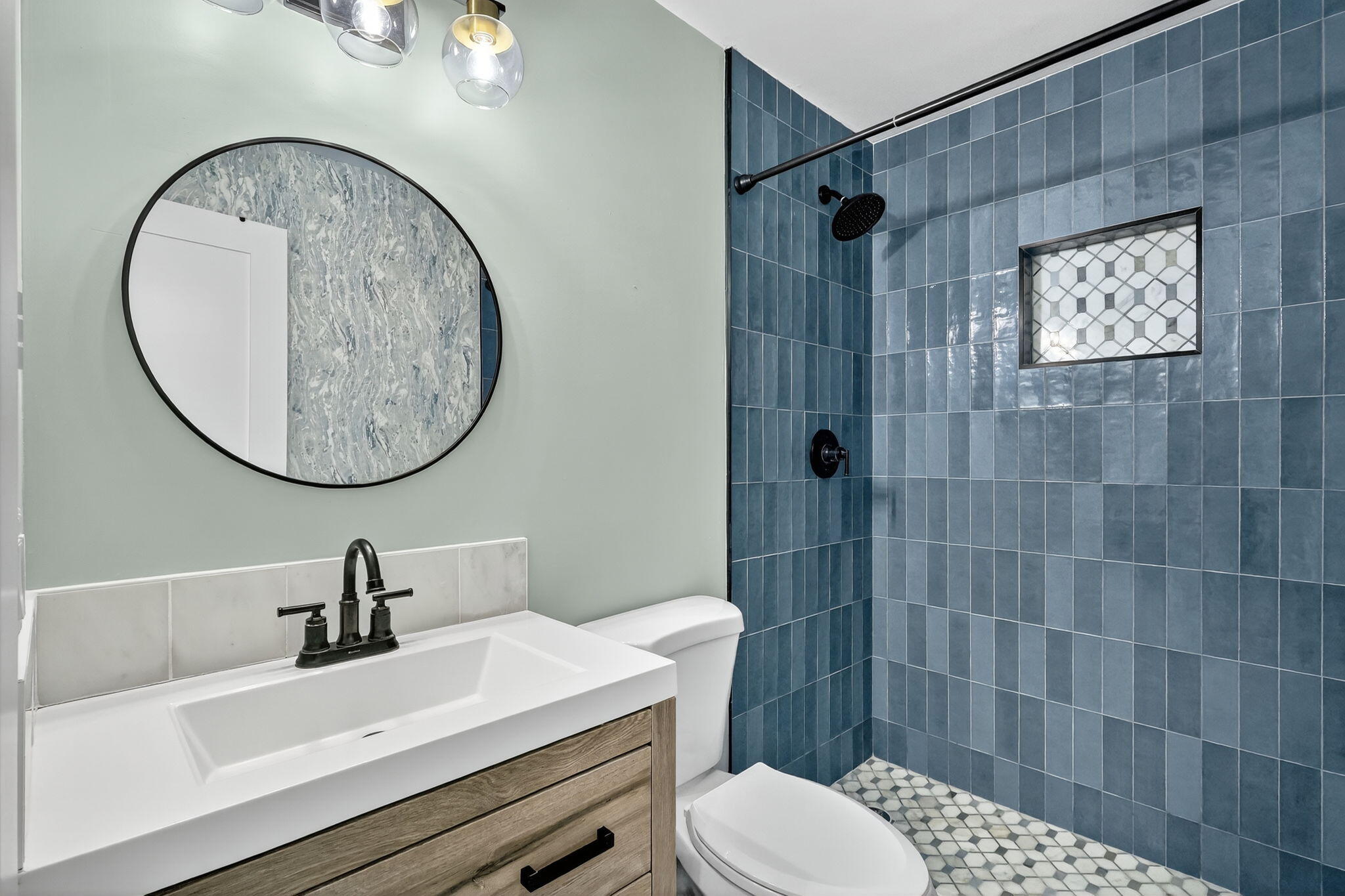 FISHERMAN'S VILLAGE - Residential