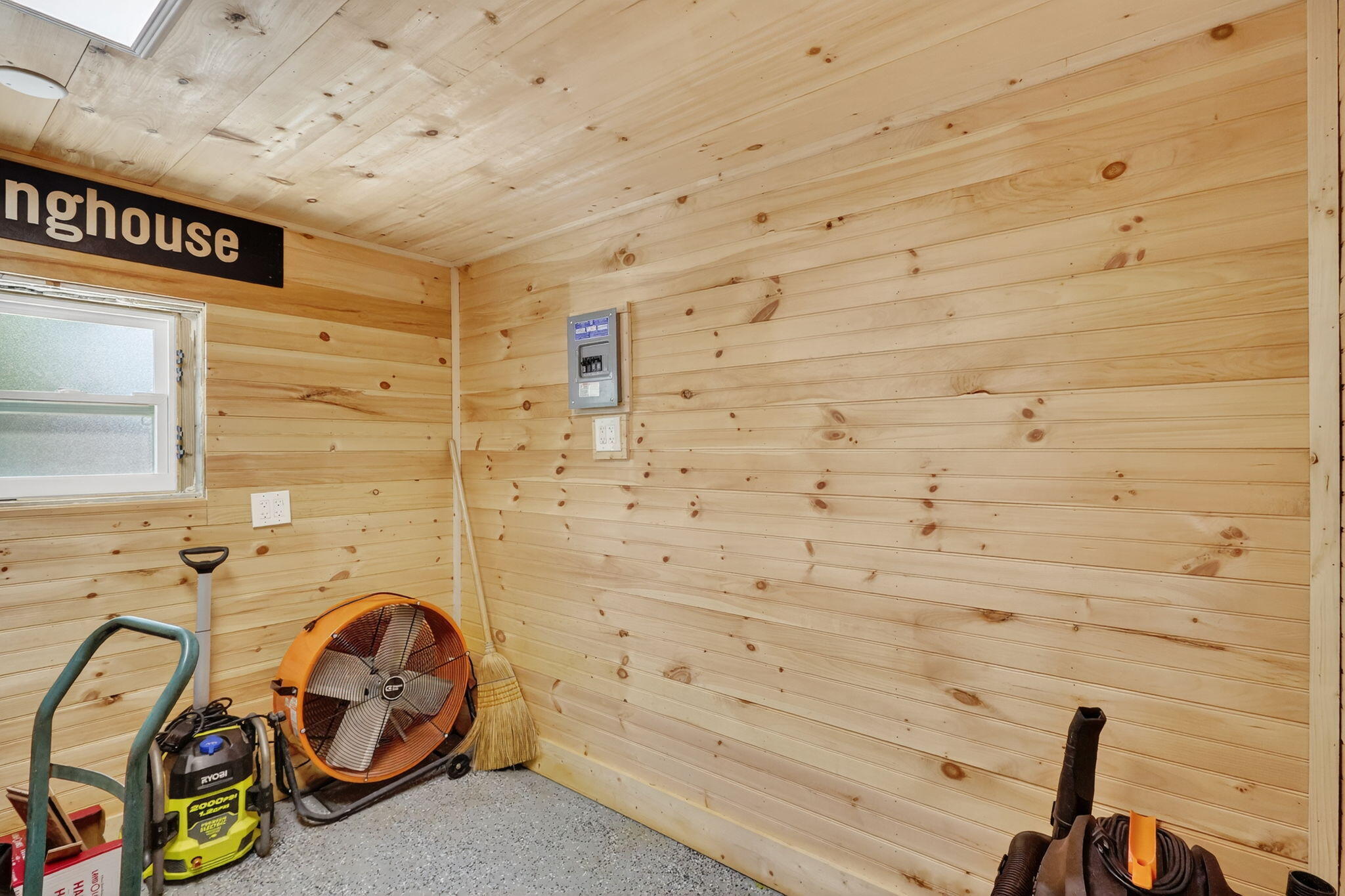 FISHERMAN'S VILLAGE - Residential