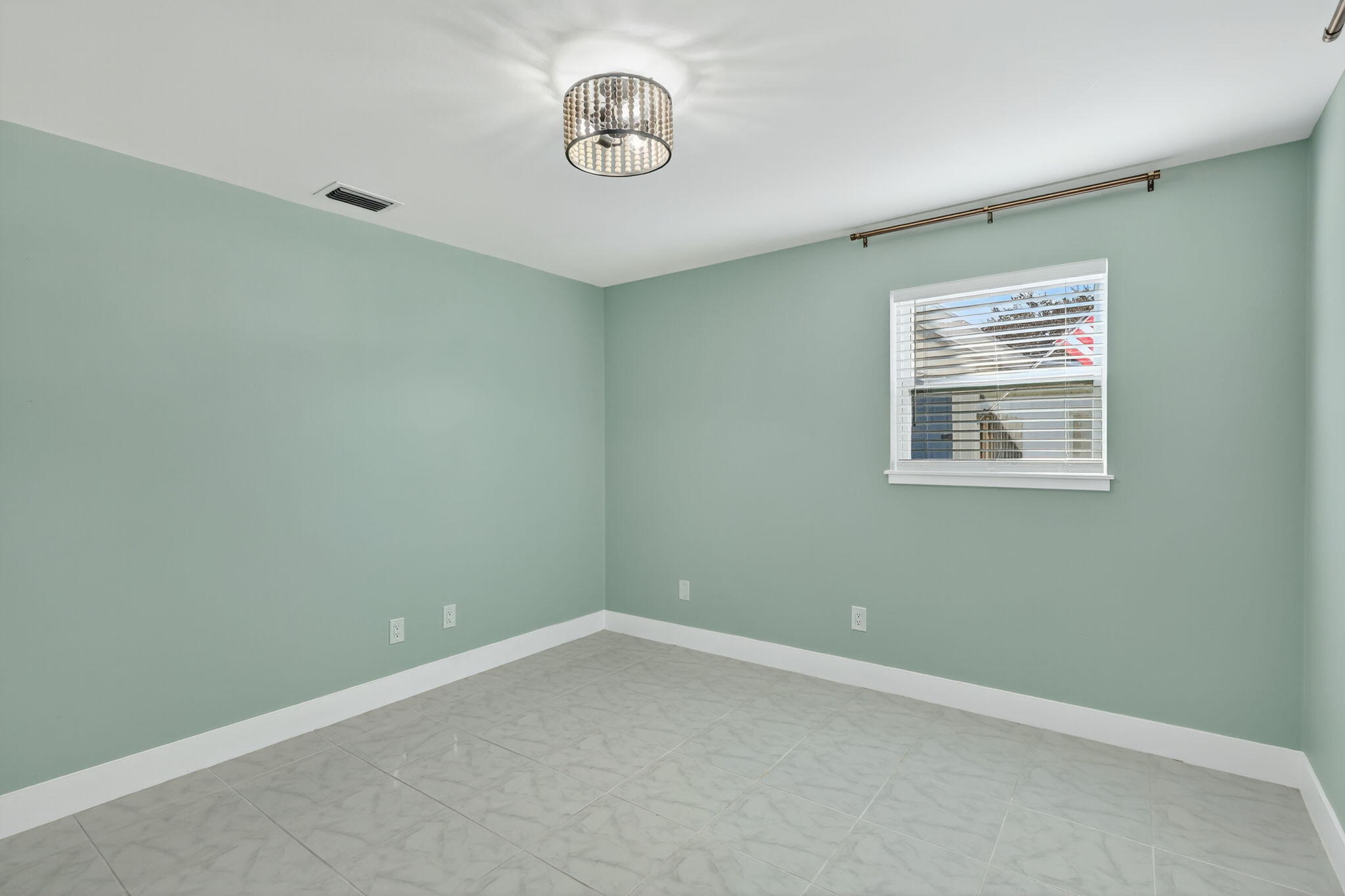 FISHERMAN'S VILLAGE - Residential