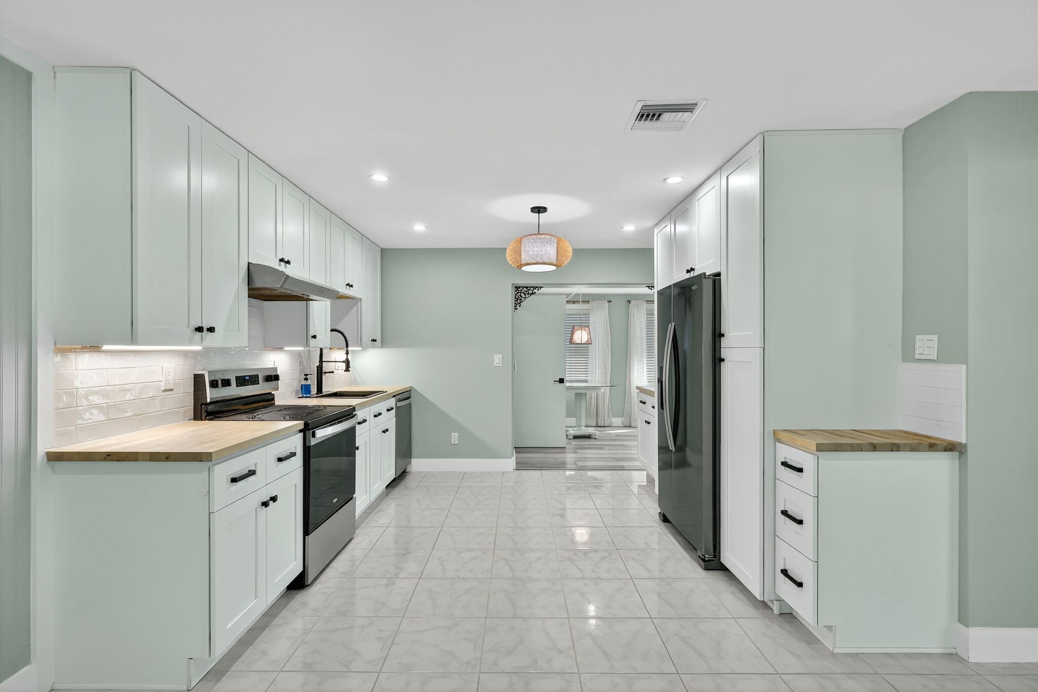 FISHERMAN'S VILLAGE - Residential