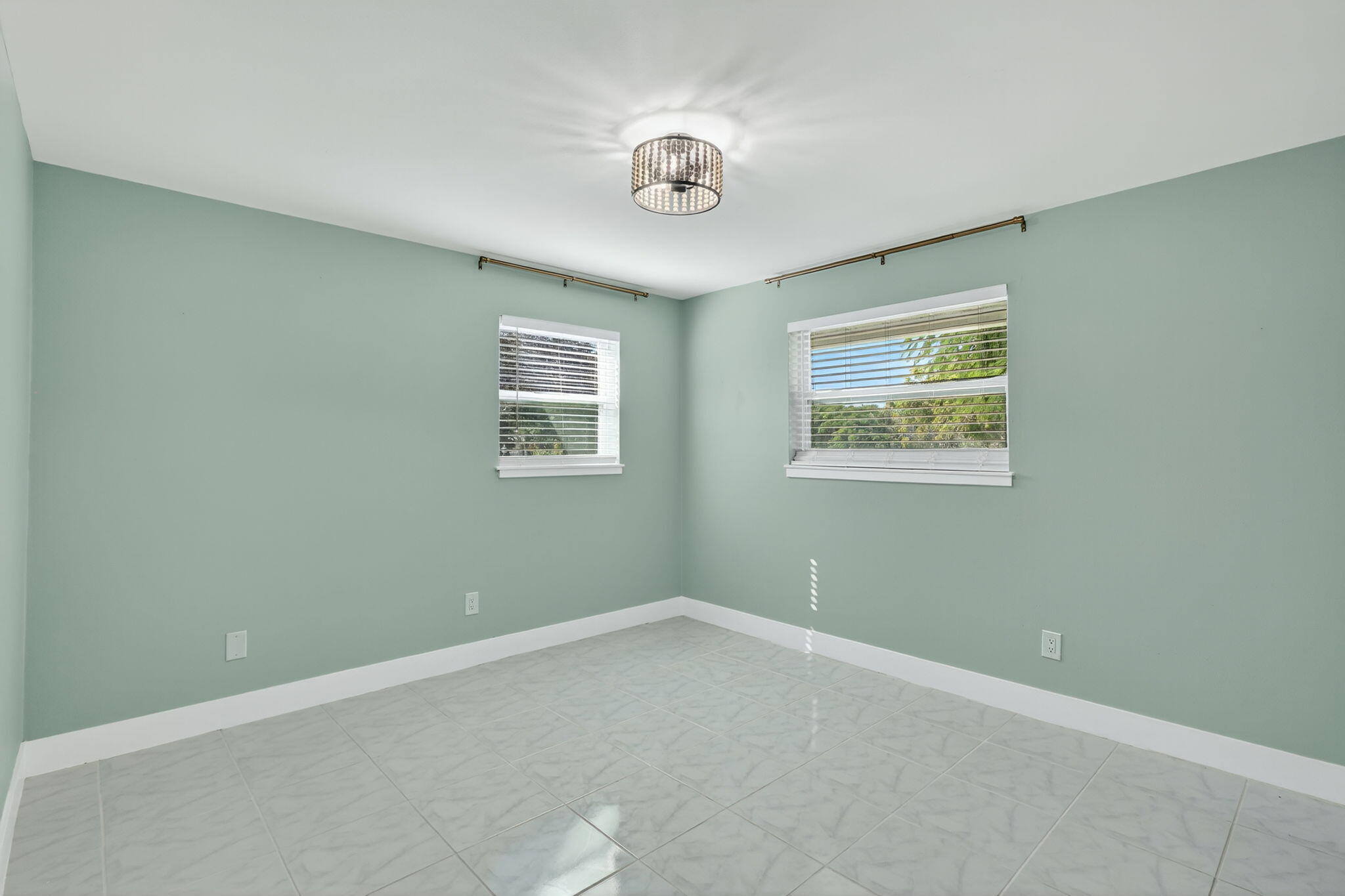 FISHERMAN'S VILLAGE - Residential