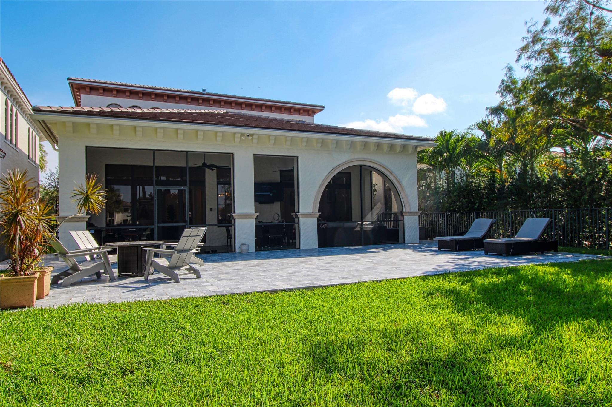 PARKLAND GOLF - Residential