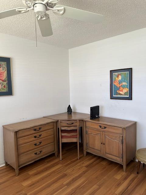 GOLDEN LAKES VILLAGE - Residential Lease