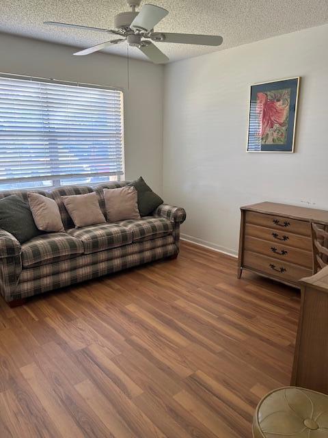 GOLDEN LAKES VILLAGE - Residential Lease