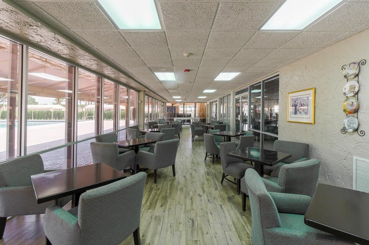 GOLDEN LAKES VILLAGE - Residential Lease