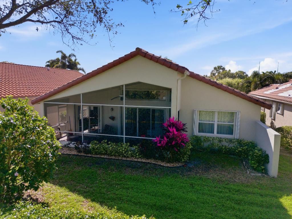 Photo of 6797 Castlemaine Avenue, Boynton Beach, FL 33437 (MLS # R11159020)