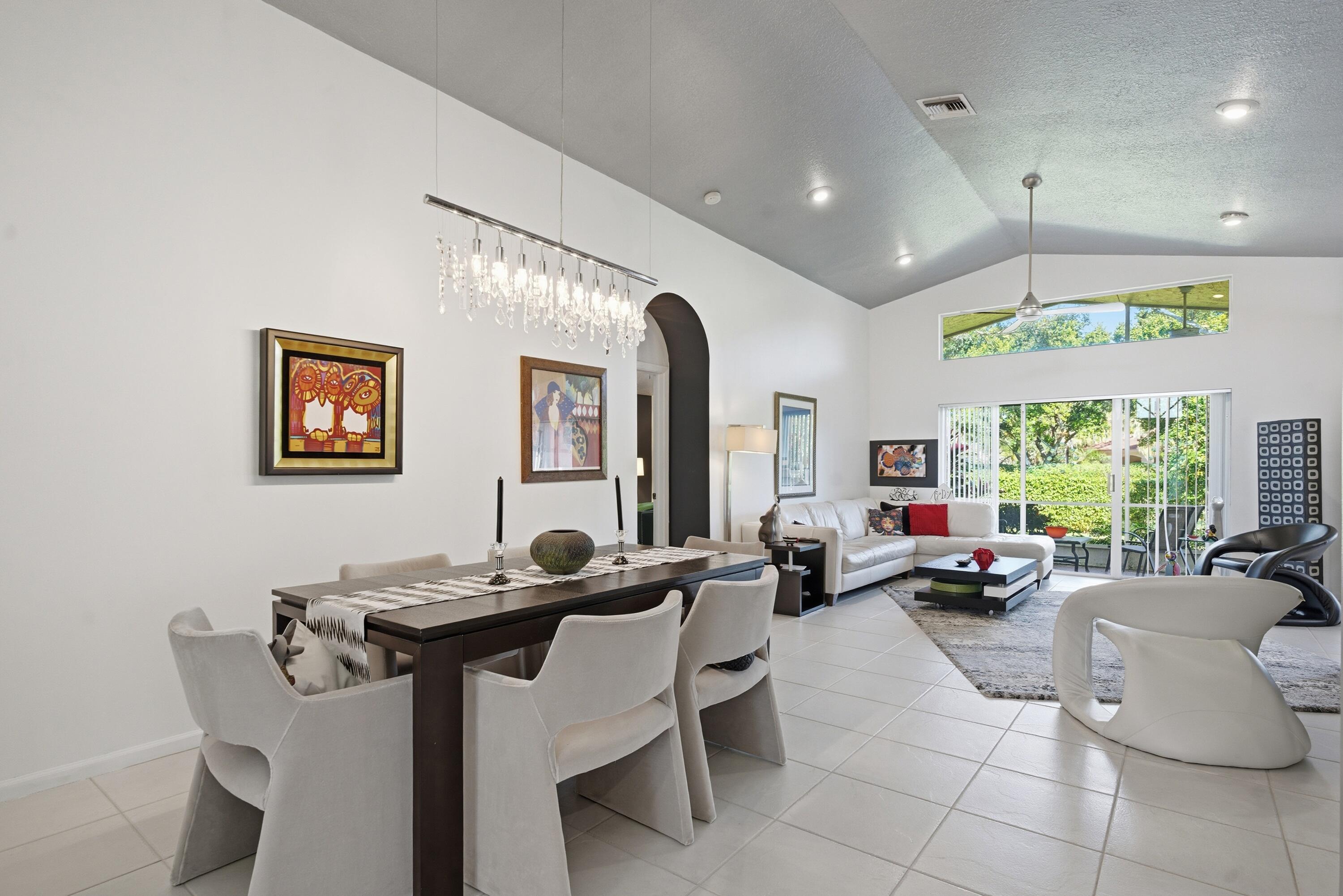 6797 Castlemaine Avenue