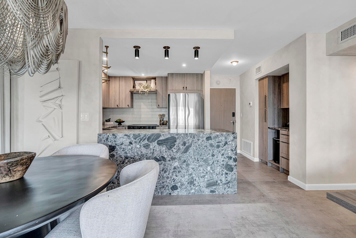 340 Sunset Drive 505