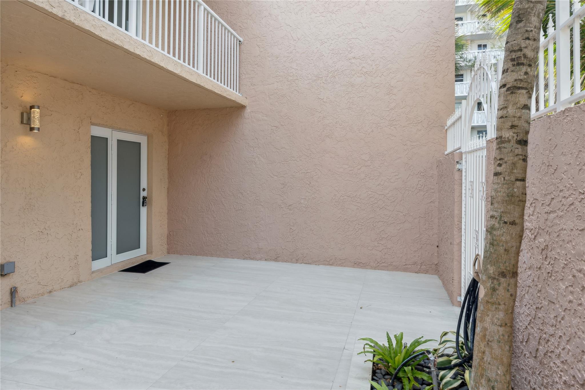 Hillsboro Square - Residential