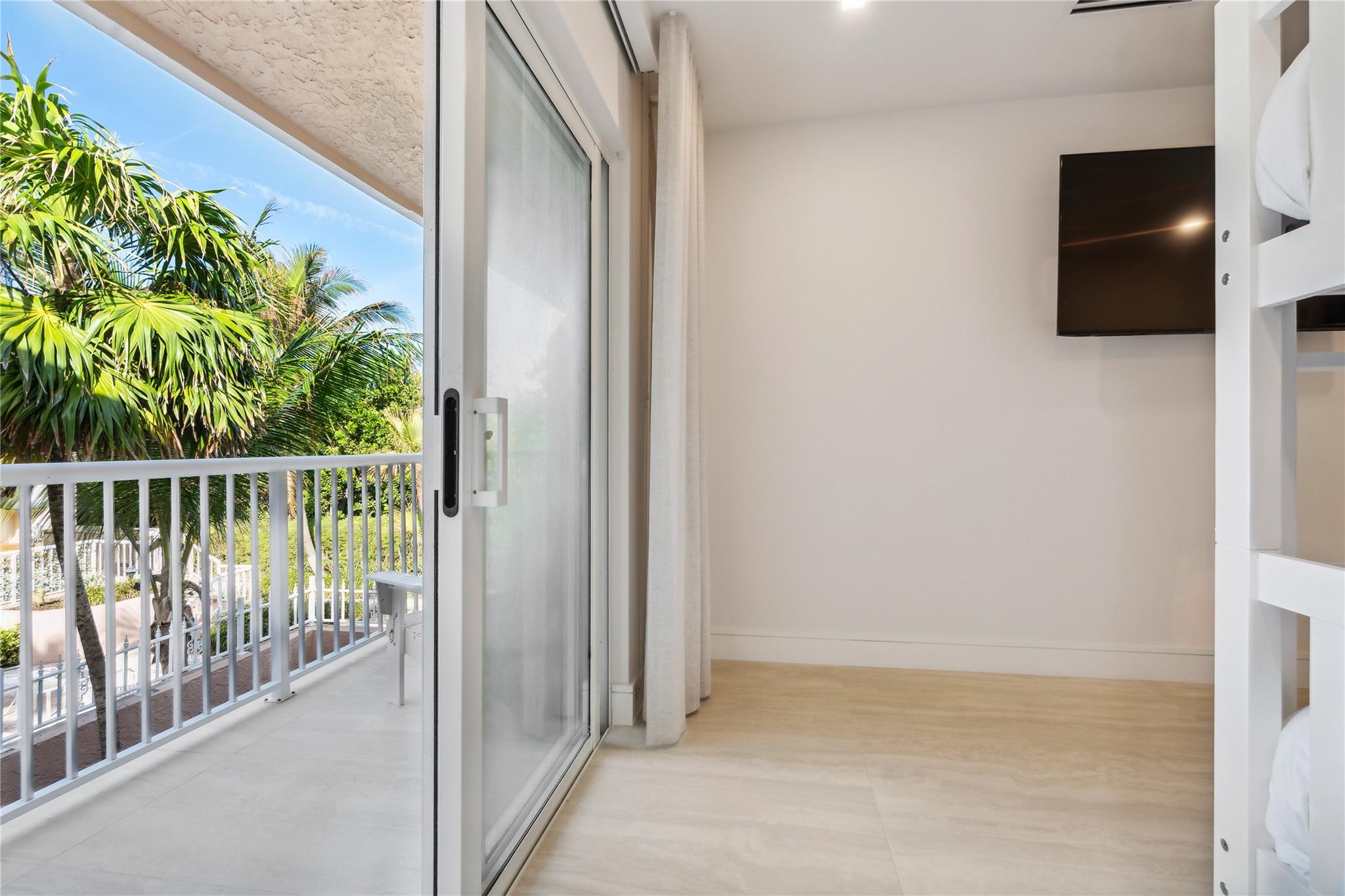 Hillsboro Square - Residential