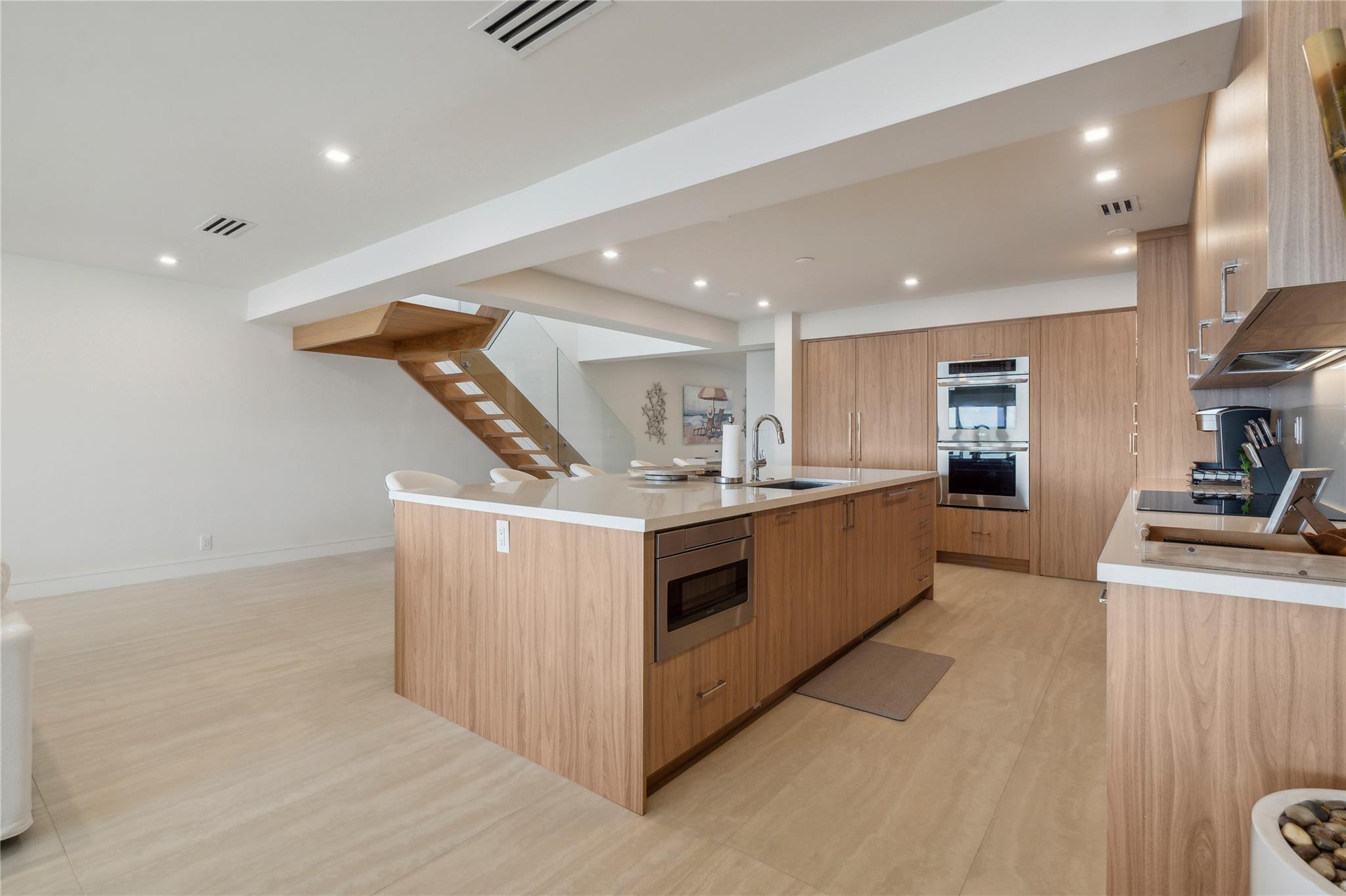 Hillsboro Square - Residential