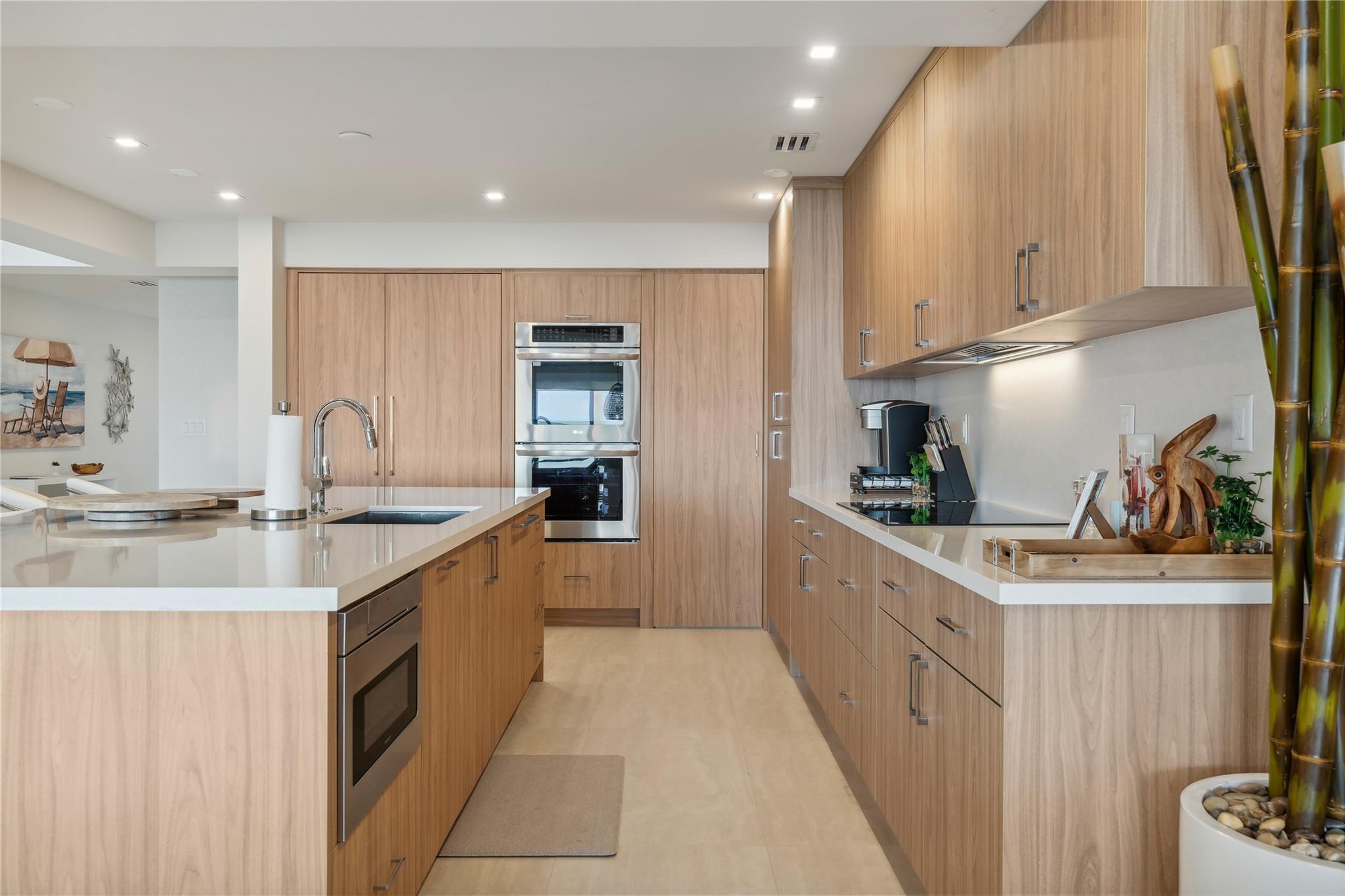 Hillsboro Square - Residential