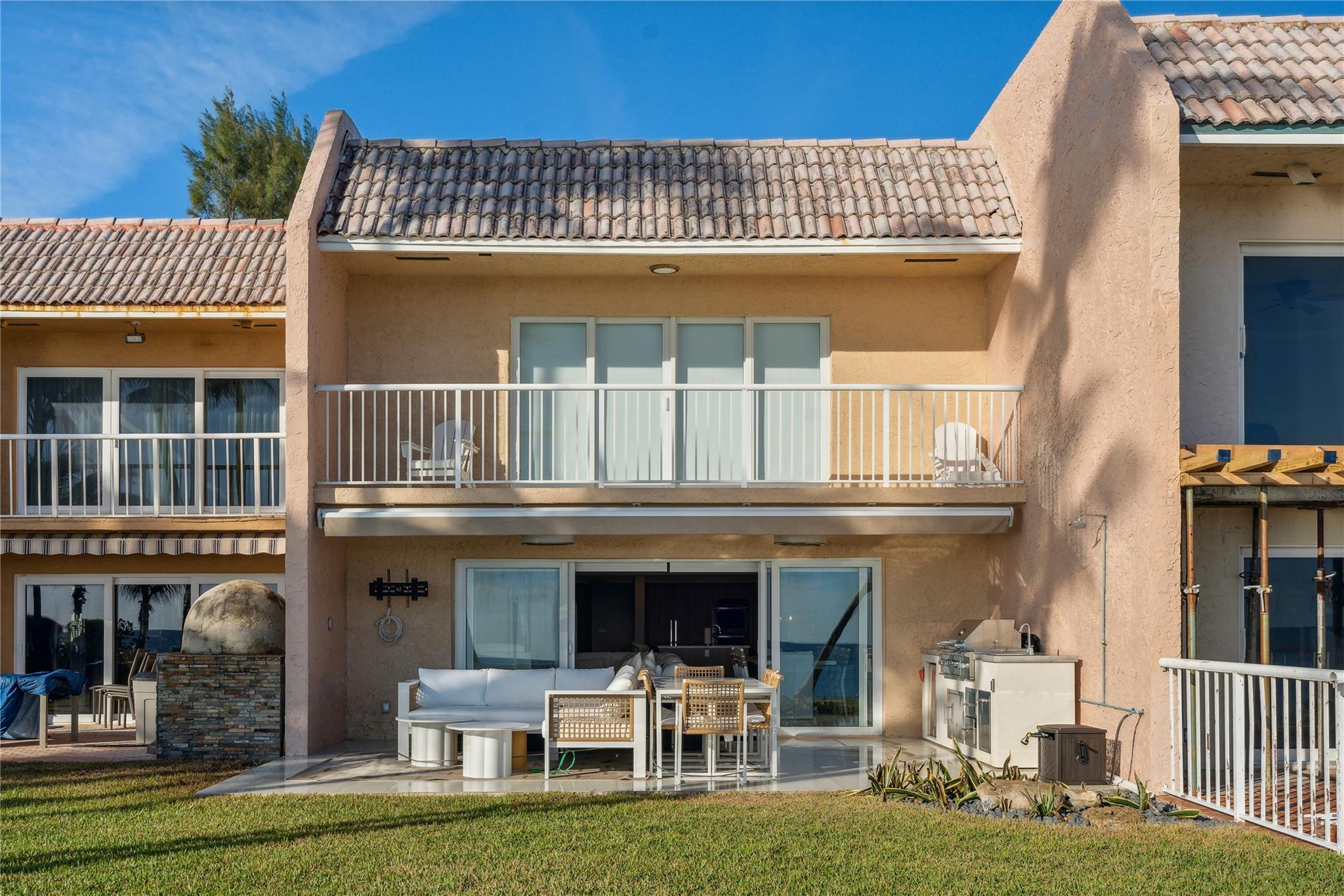 Hillsboro Square - Residential