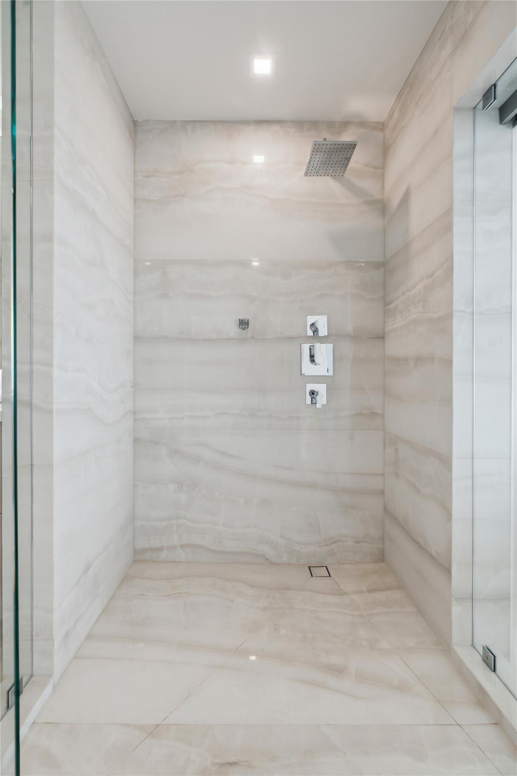 Hillsboro Square - Residential