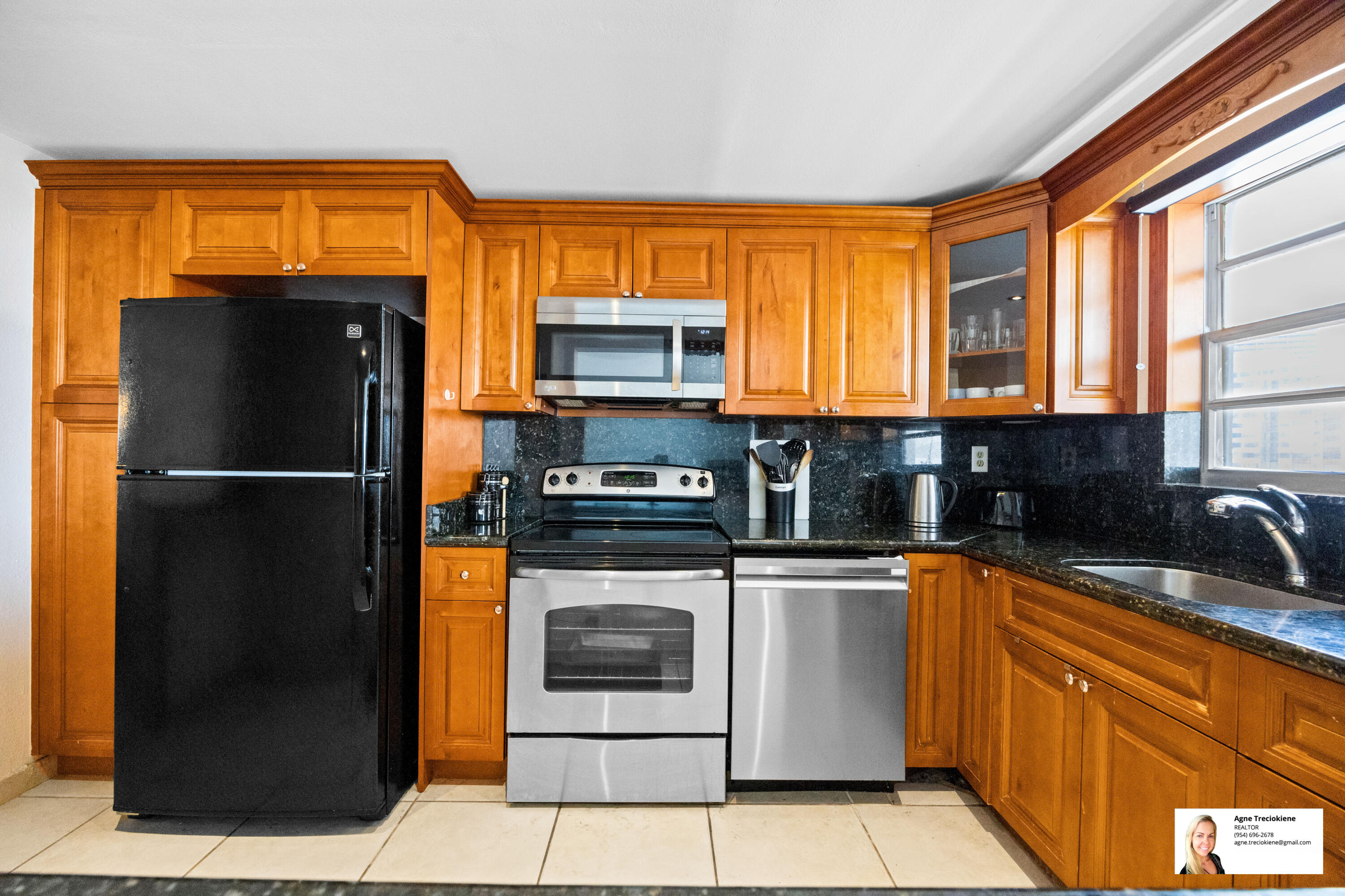 137 Golden Isles Drive 501