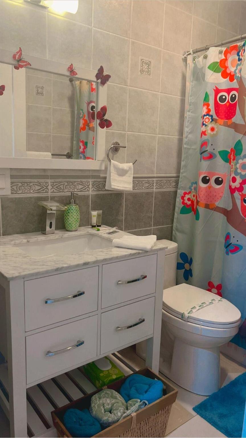 LAKE OSBORNE HILLS - Residential Lease