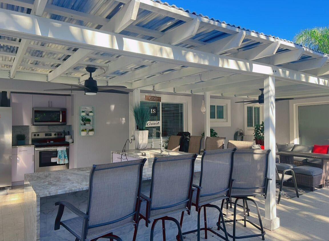 LAKE OSBORNE HILLS - Residential Lease