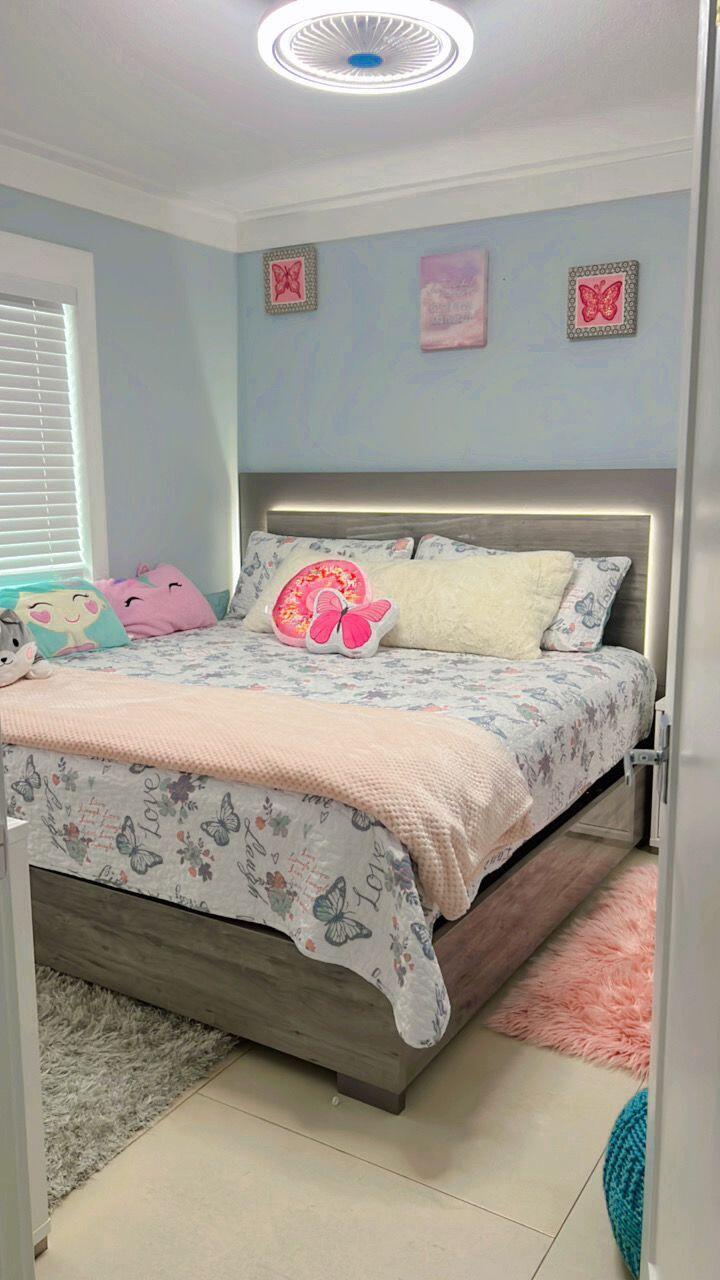 LAKE OSBORNE HILLS - Residential Lease