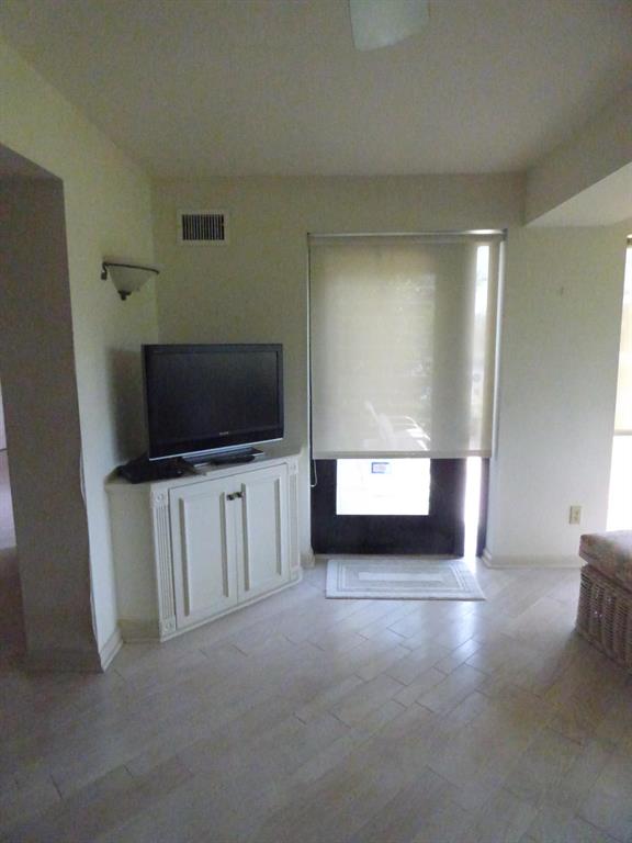 FOUNTAINS SOUTH CONDO 1 - Residential