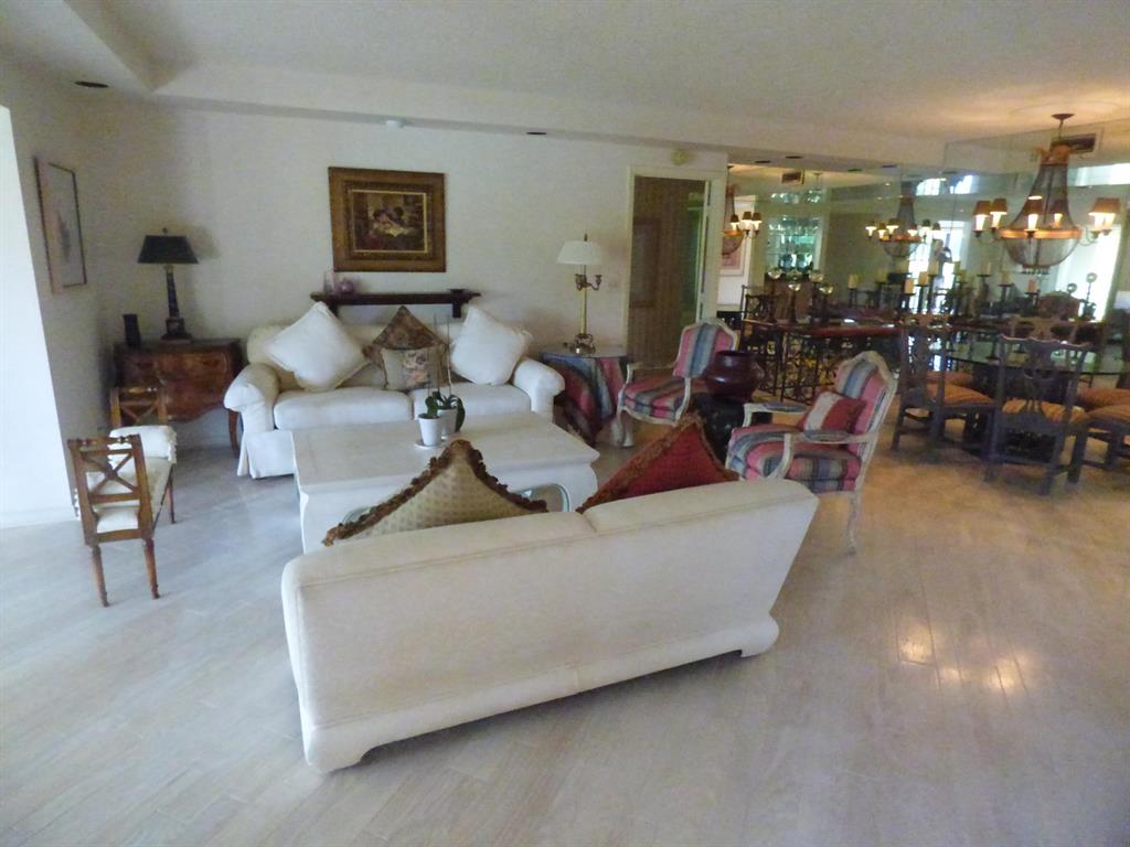 FOUNTAINS SOUTH CONDO 1 - Residential