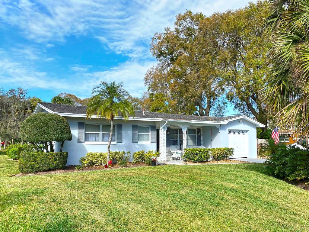 Photo of 6401 Fort Pierce Boulevard, Fort Pierce, FL 34951 (MLS # F10422034)