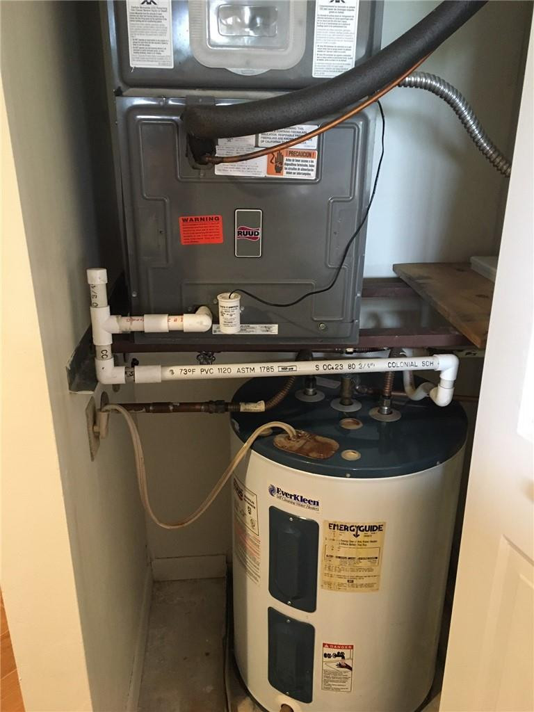 INVERWOOD CONDO - Residential