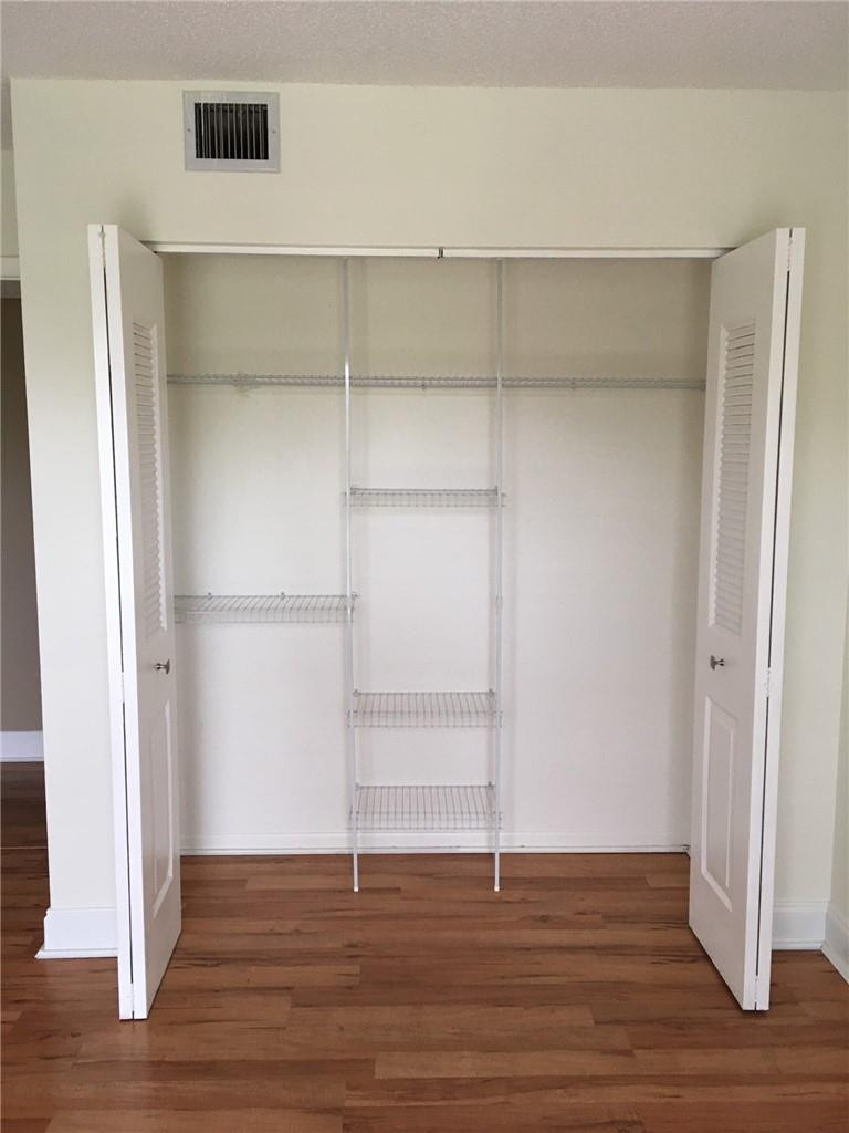 INVERWOOD CONDO - Residential