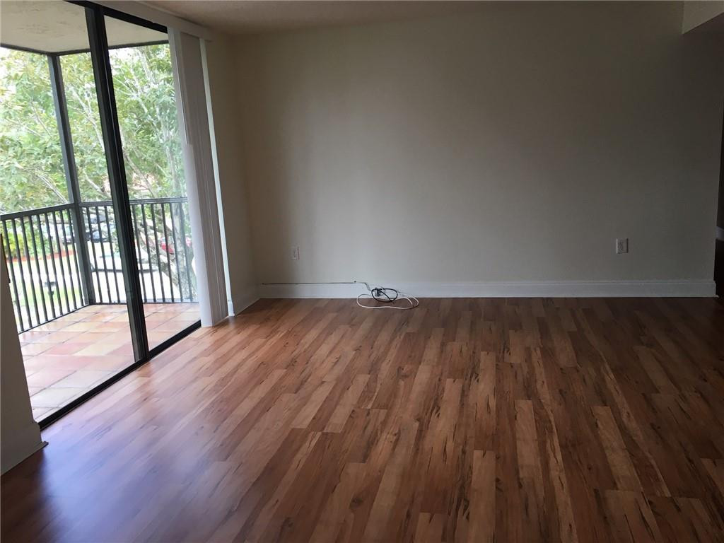 INVERWOOD CONDO - Residential