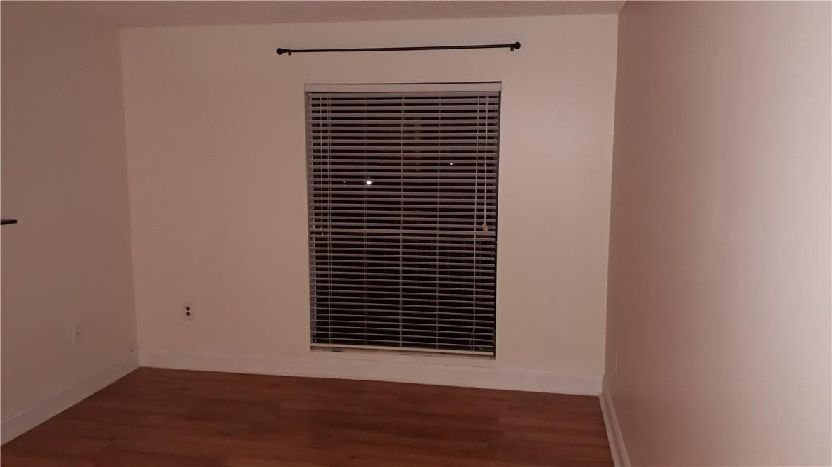 INVERWOOD CONDO - Residential