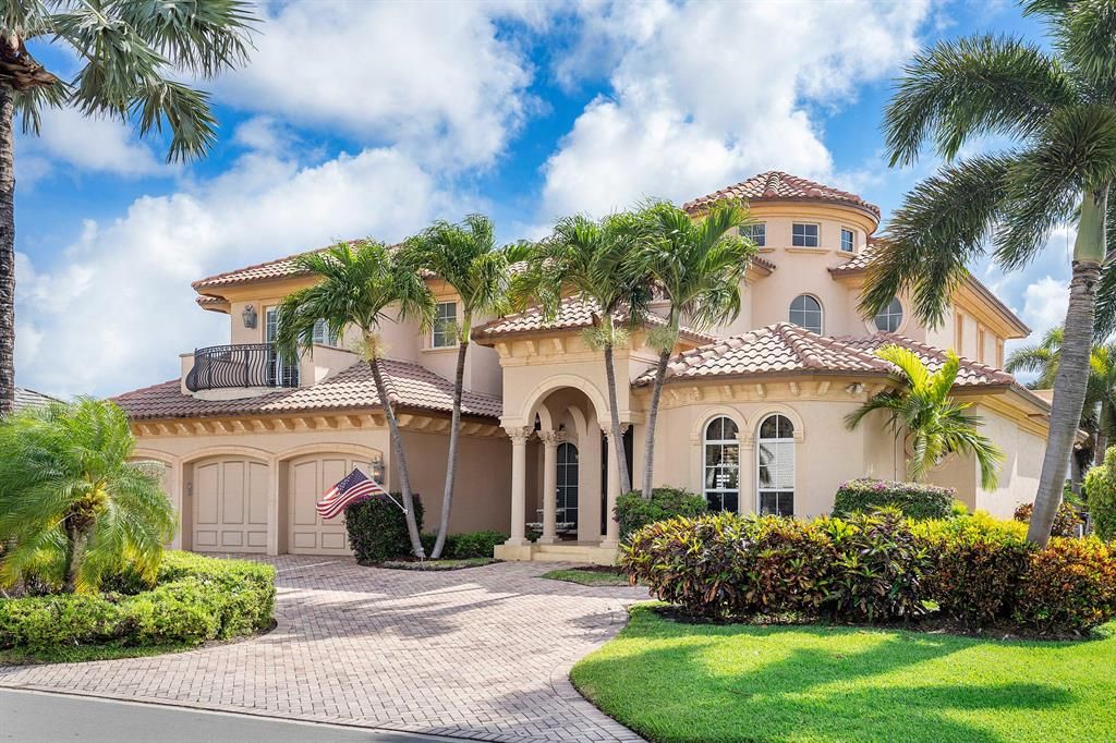 Photo of 2404 Date Palm Road, Boca Raton, FL 33432 (MLS # R10713937)