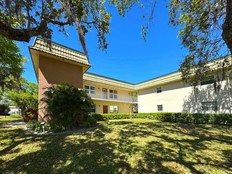 6 Vista Gardens Trail 206 Vero Beach FL 32962