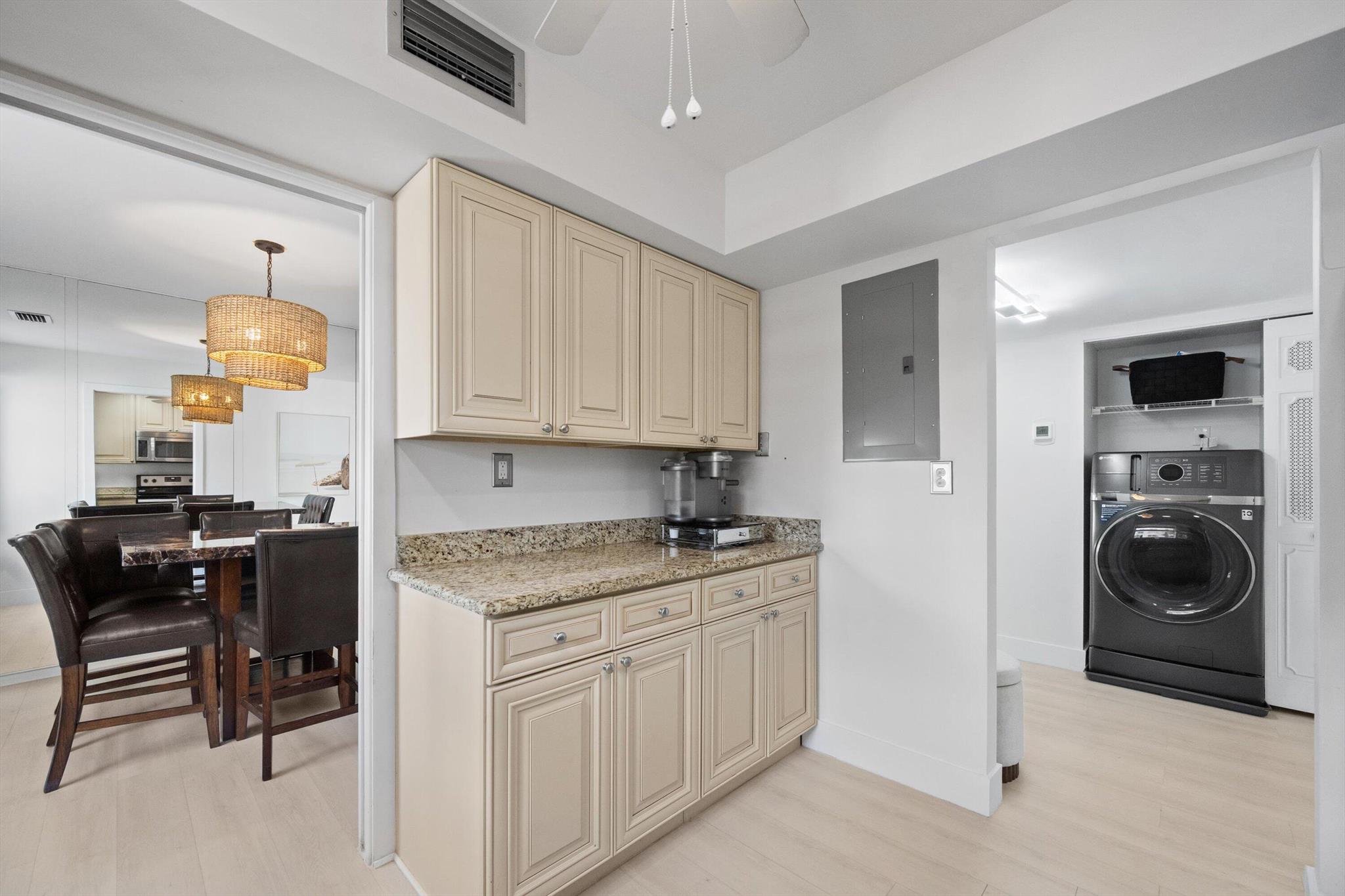 PALMSEA CONDO - Residential