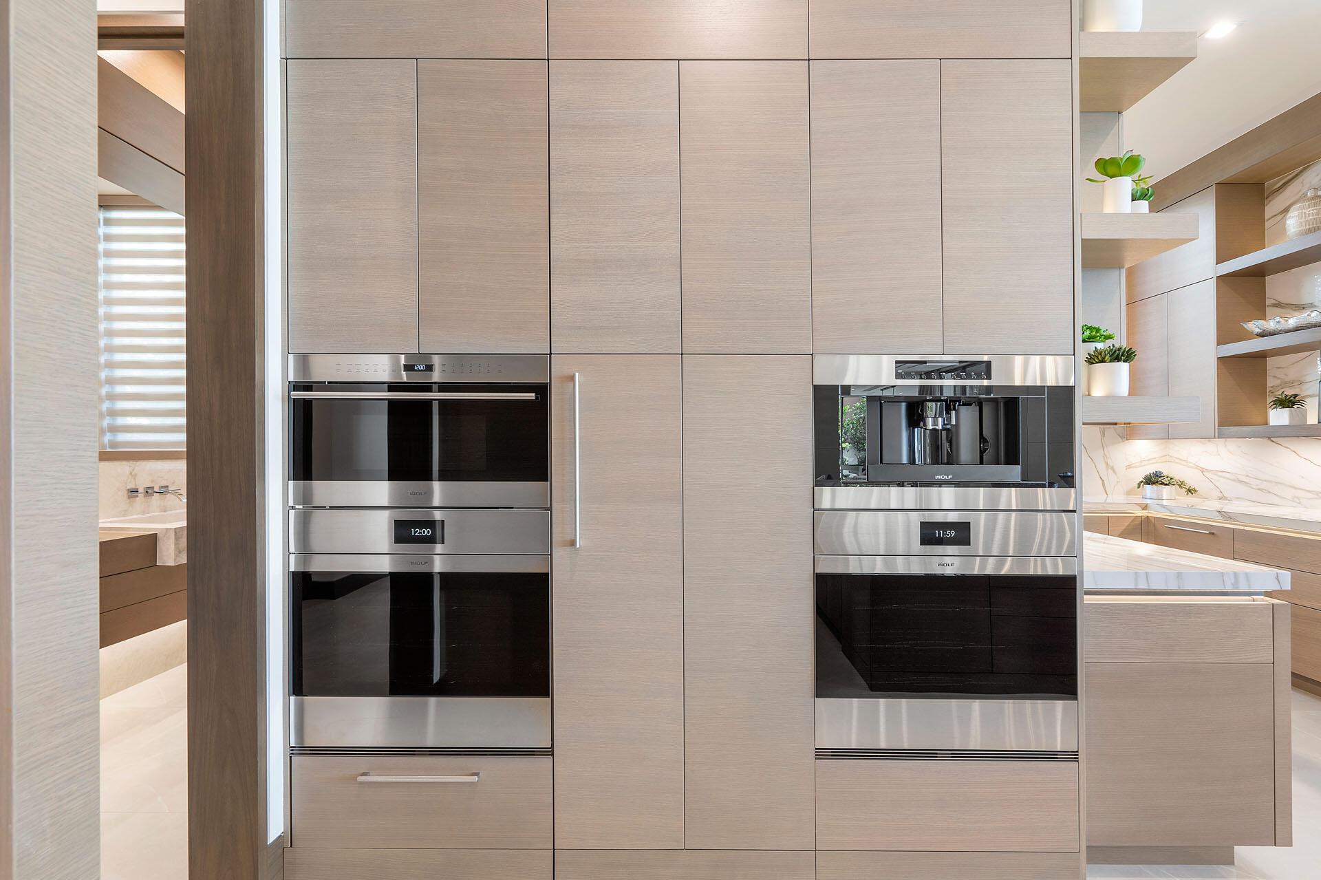 ROYAL PALM YACHT & COUNTR - Residential