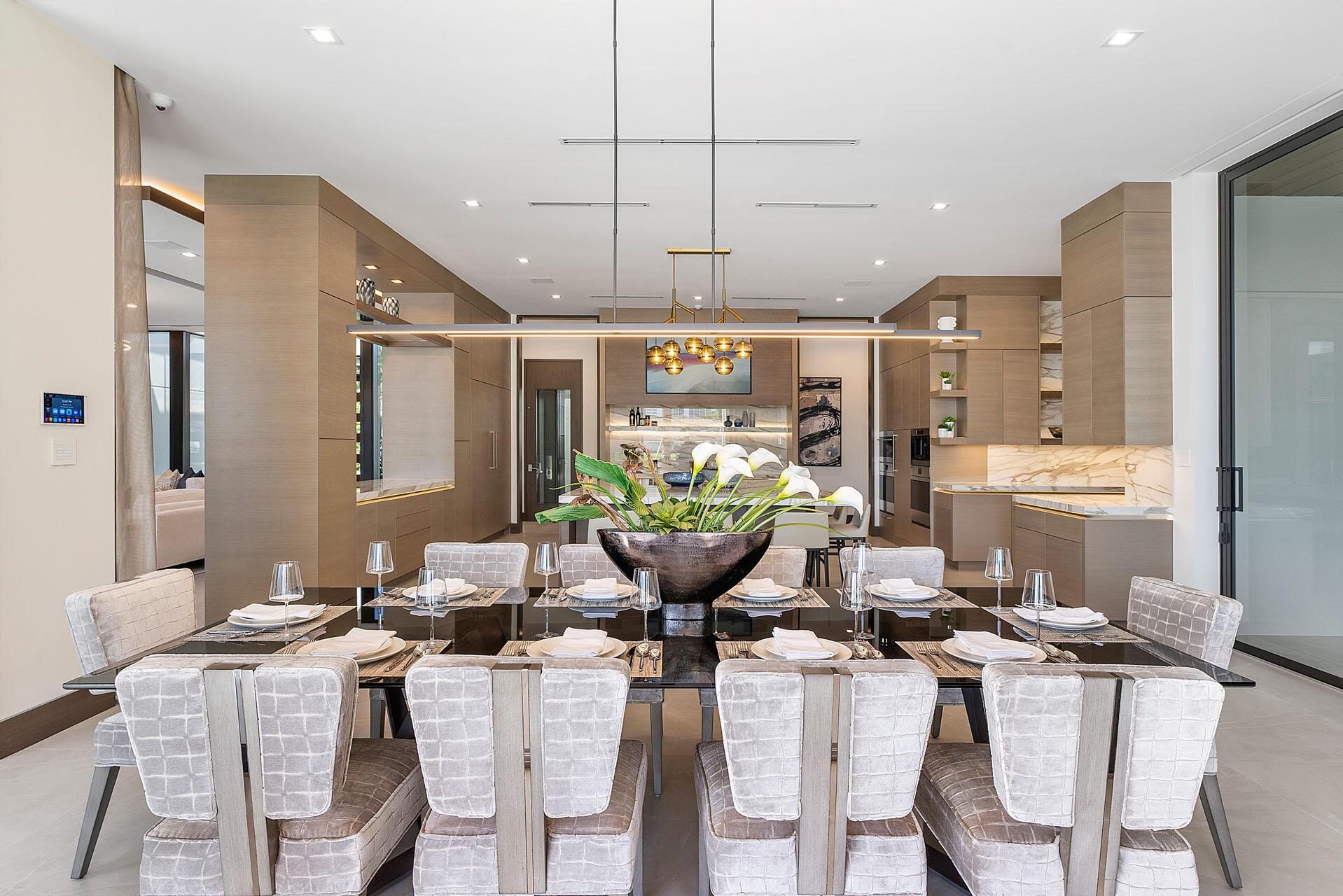 ROYAL PALM YACHT & COUNTR - Residential