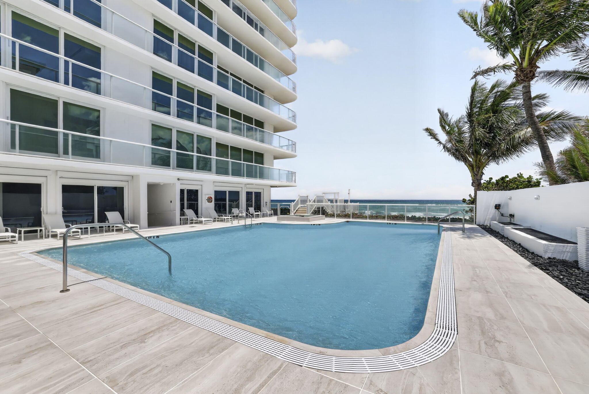 VILLA NOVA CONDO - Residential