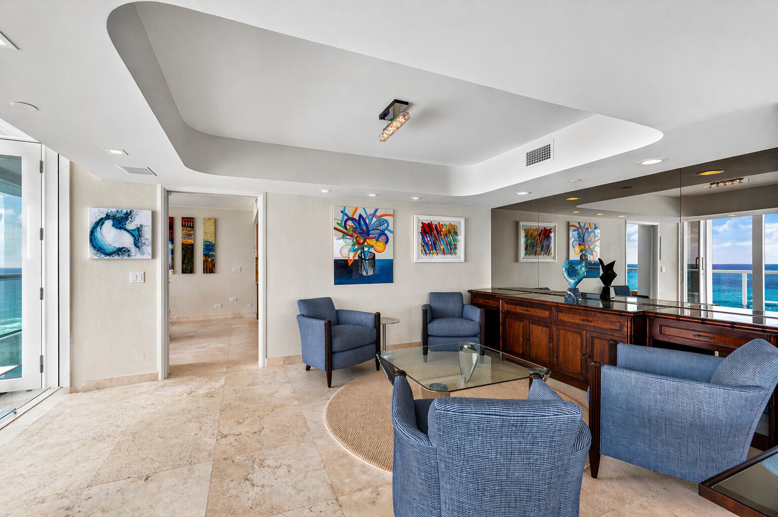 VILLA NOVA CONDO - Residential