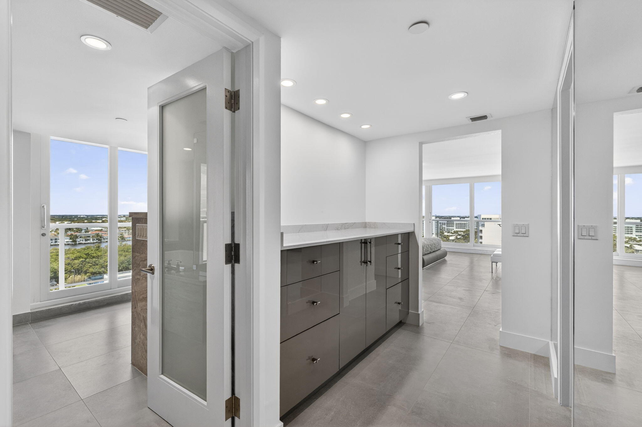 VILLA NOVA CONDO - Residential