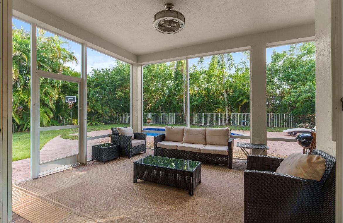 ISLES AT WELLINGTON PL 4 - Residential