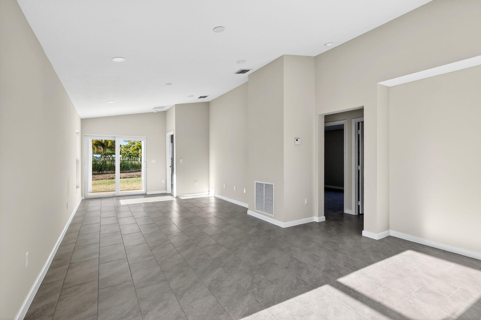 SEMINOLE CROSSING - Residential