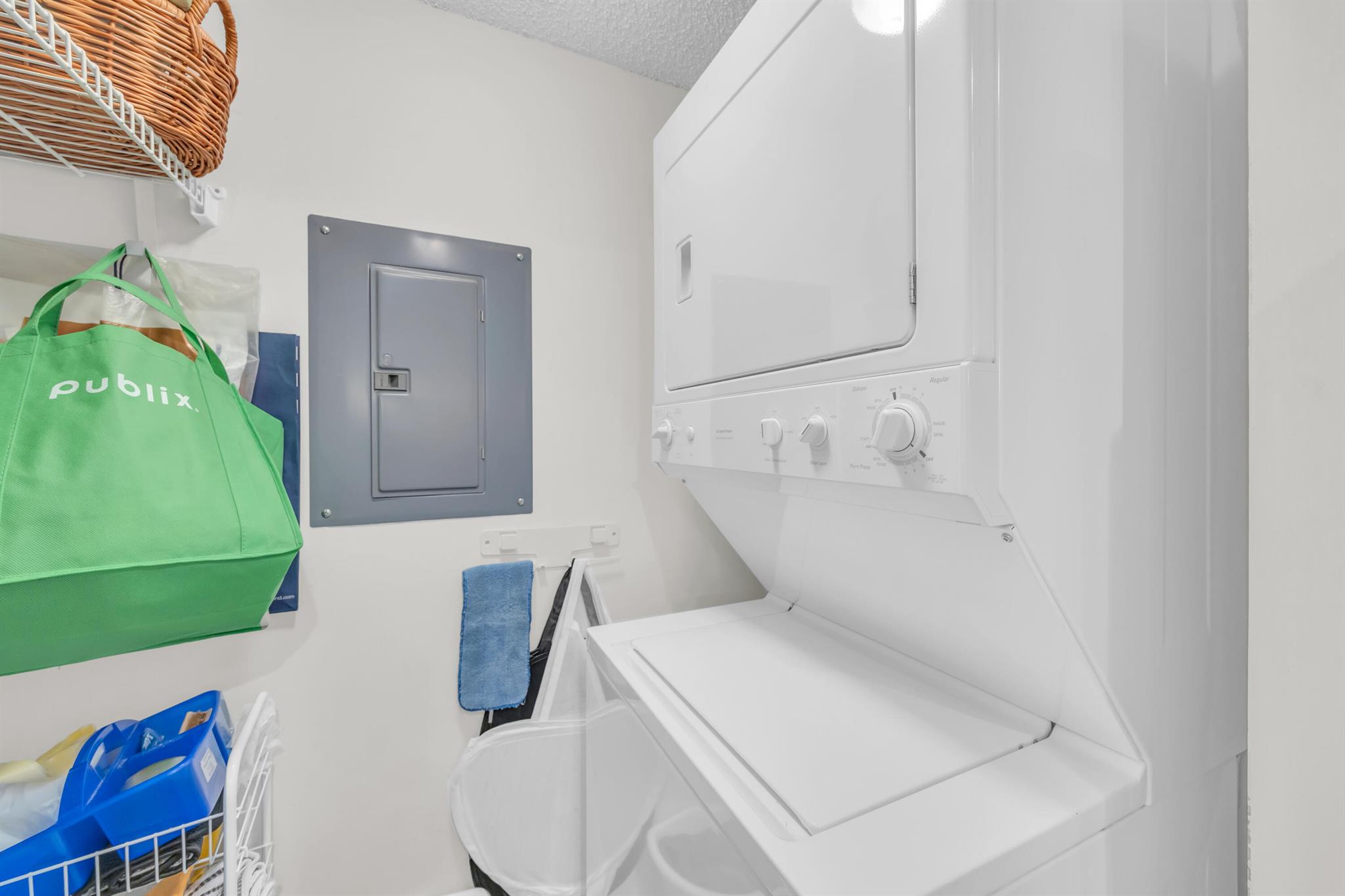 LIGHTHOUSE COVE AT TEQUES - Residential Lease