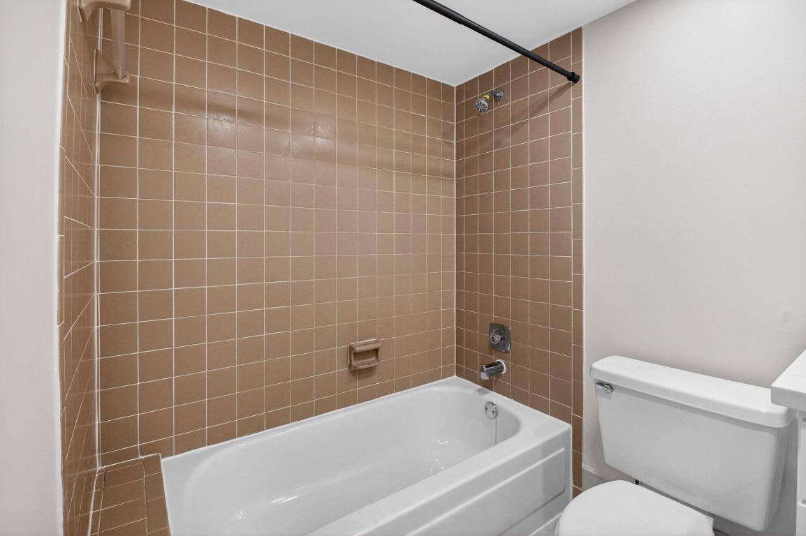 WINDWOOD UNIT I - Residential