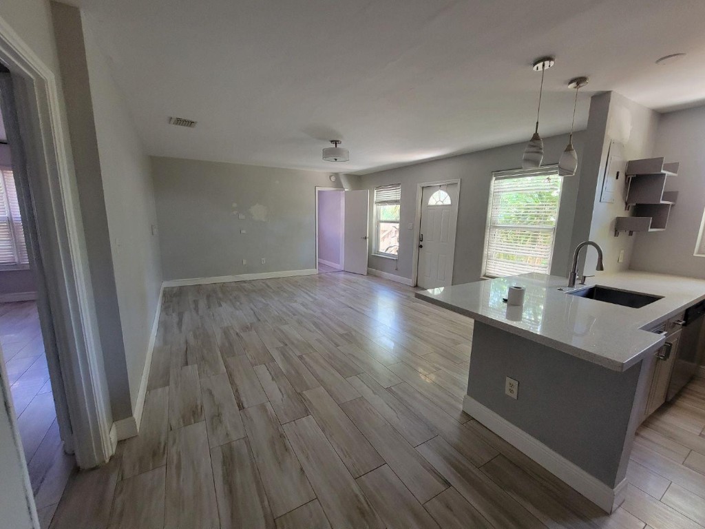 St James Court 5-26 B - Residential Income