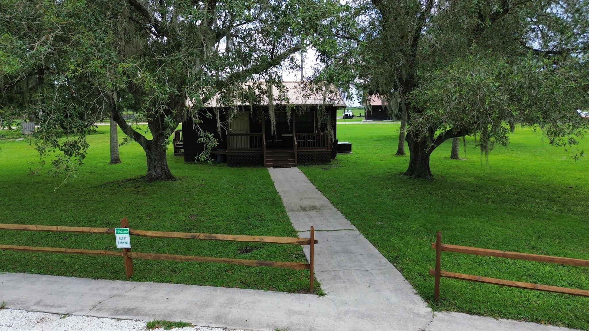 INDIAN HAMMOCK HUNT AND R - Residential