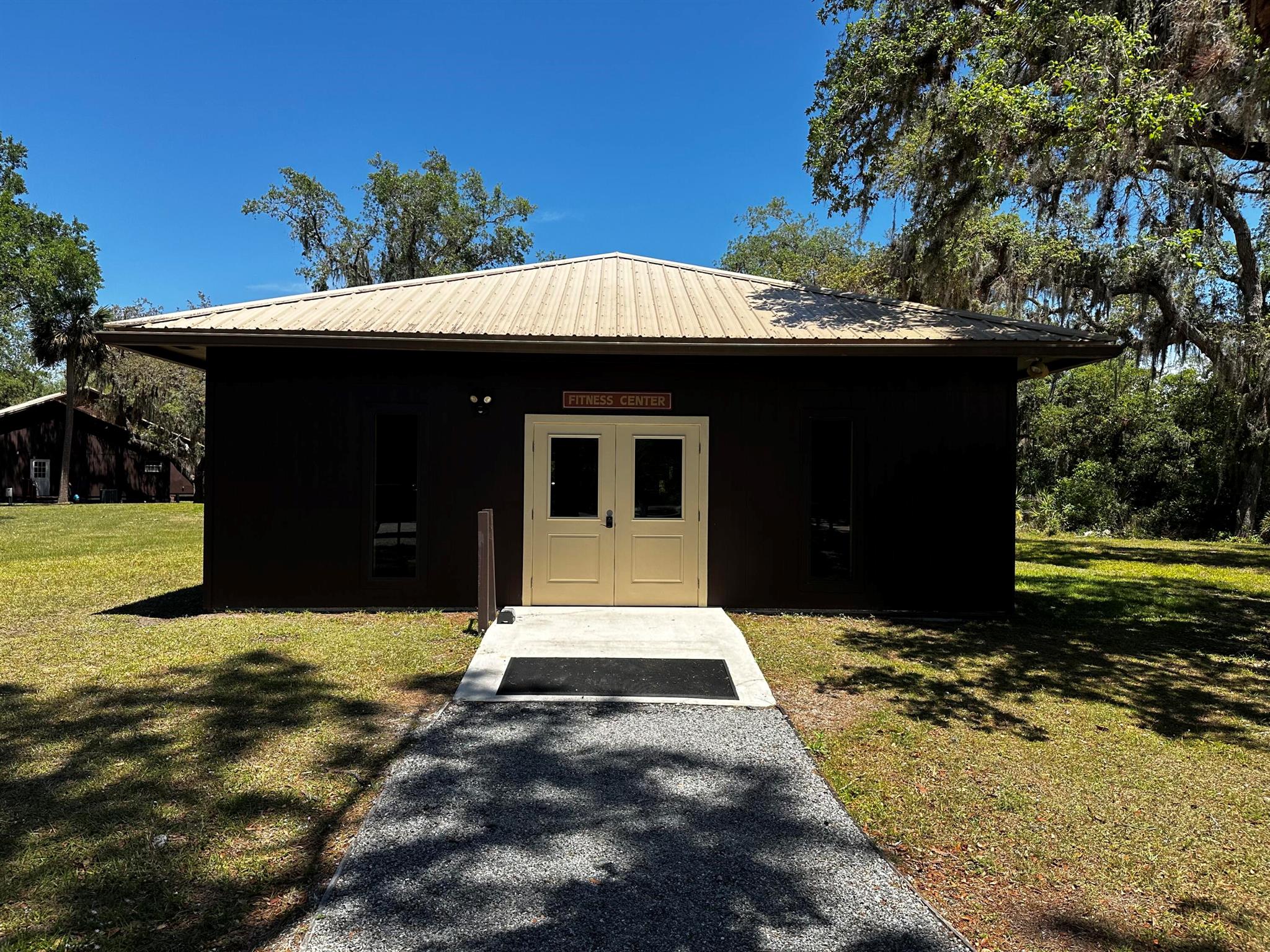 INDIAN HAMMOCK HUNT AND R - Residential