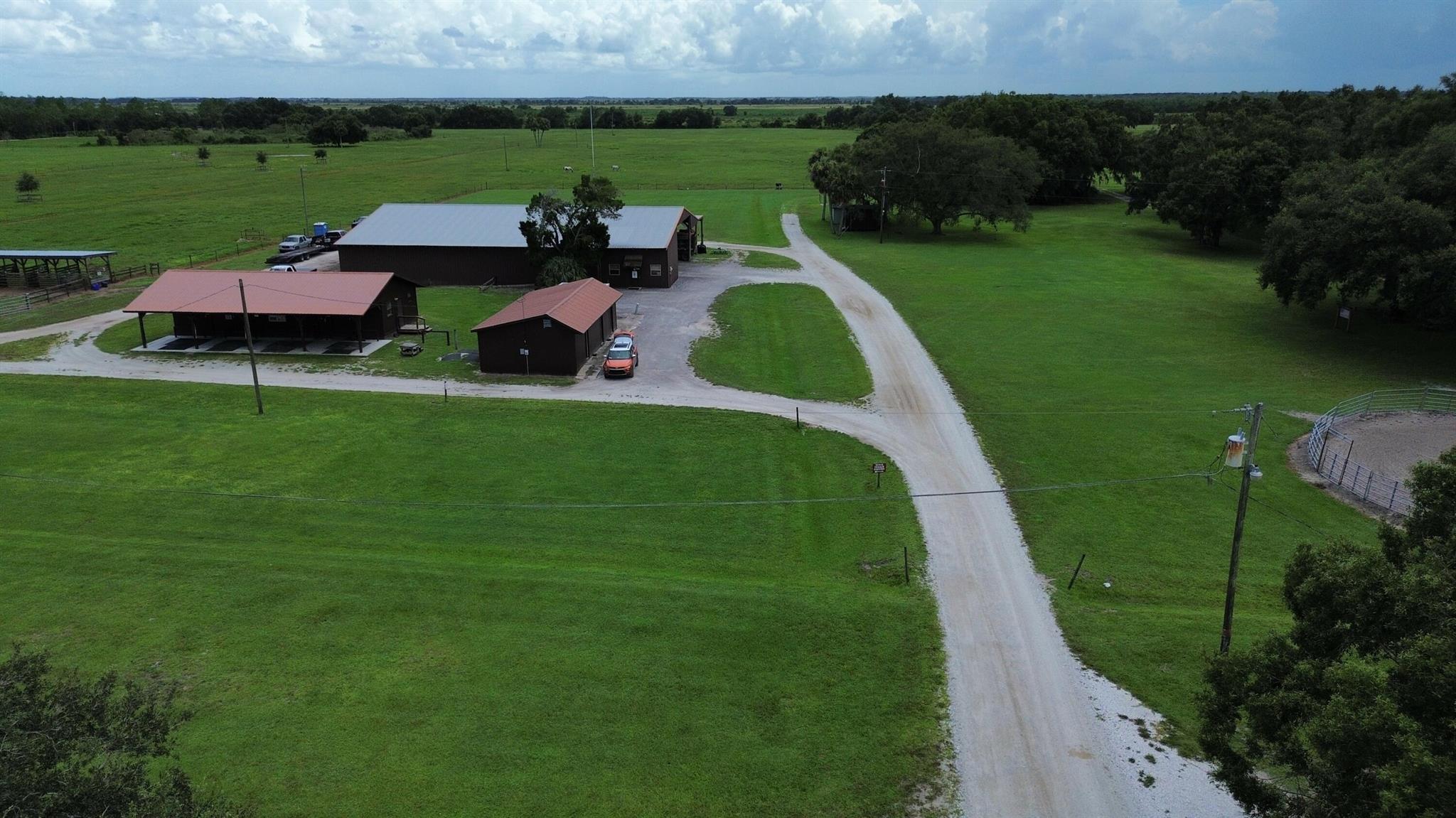 INDIAN HAMMOCK HUNT AND R - Residential