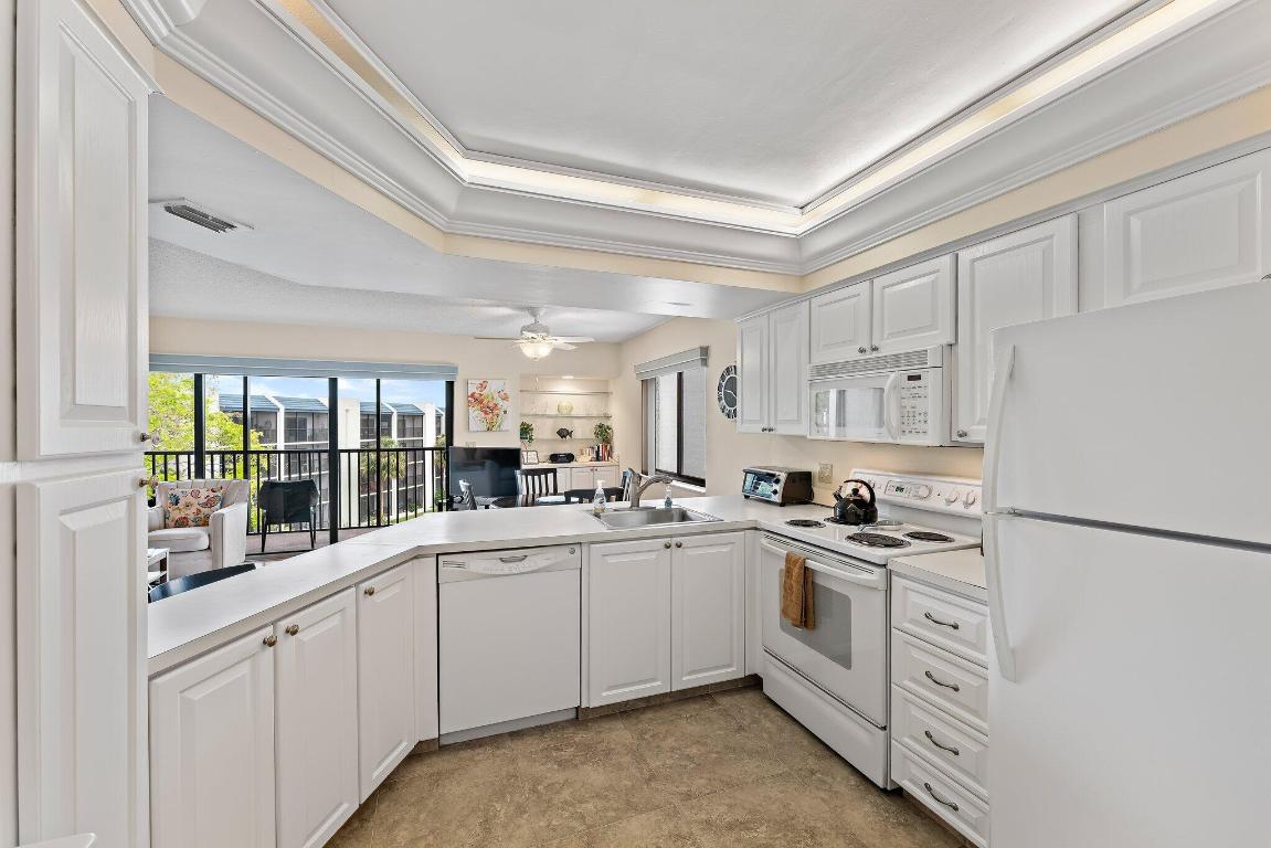 SEA RISE CONDO - Residential Lease