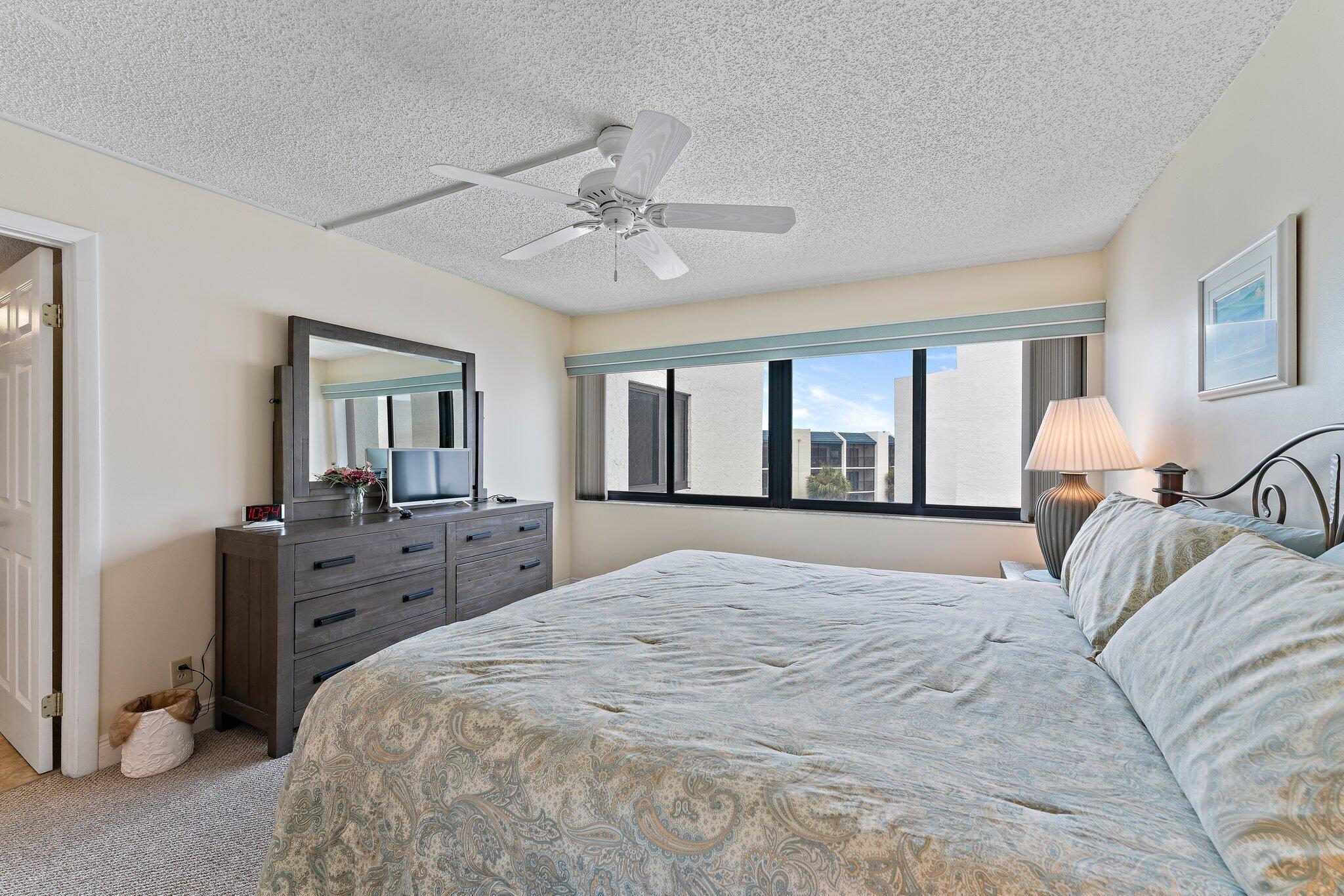 SEA RISE CONDO - Residential Lease