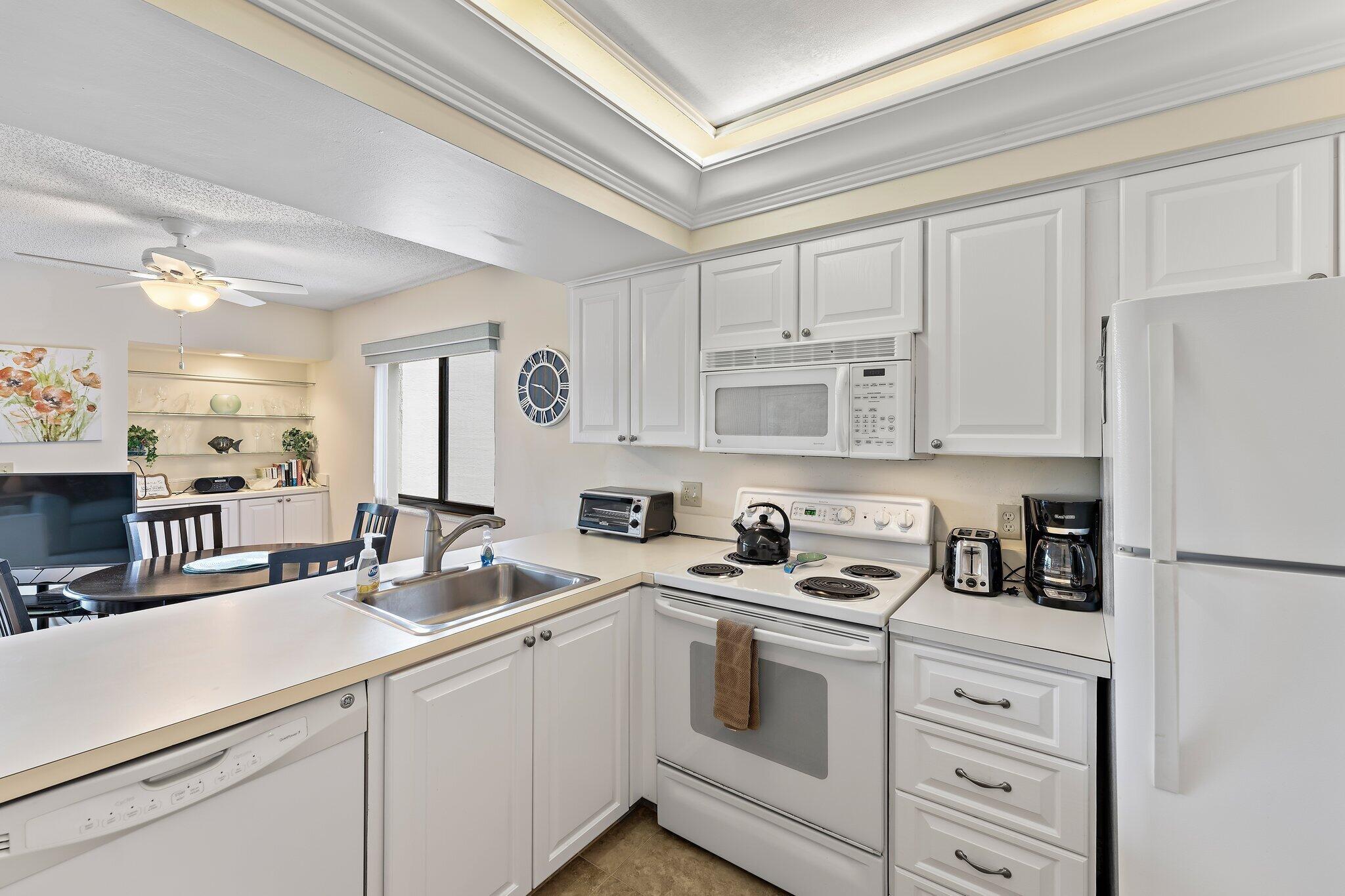 SEA RISE CONDO - Residential Lease