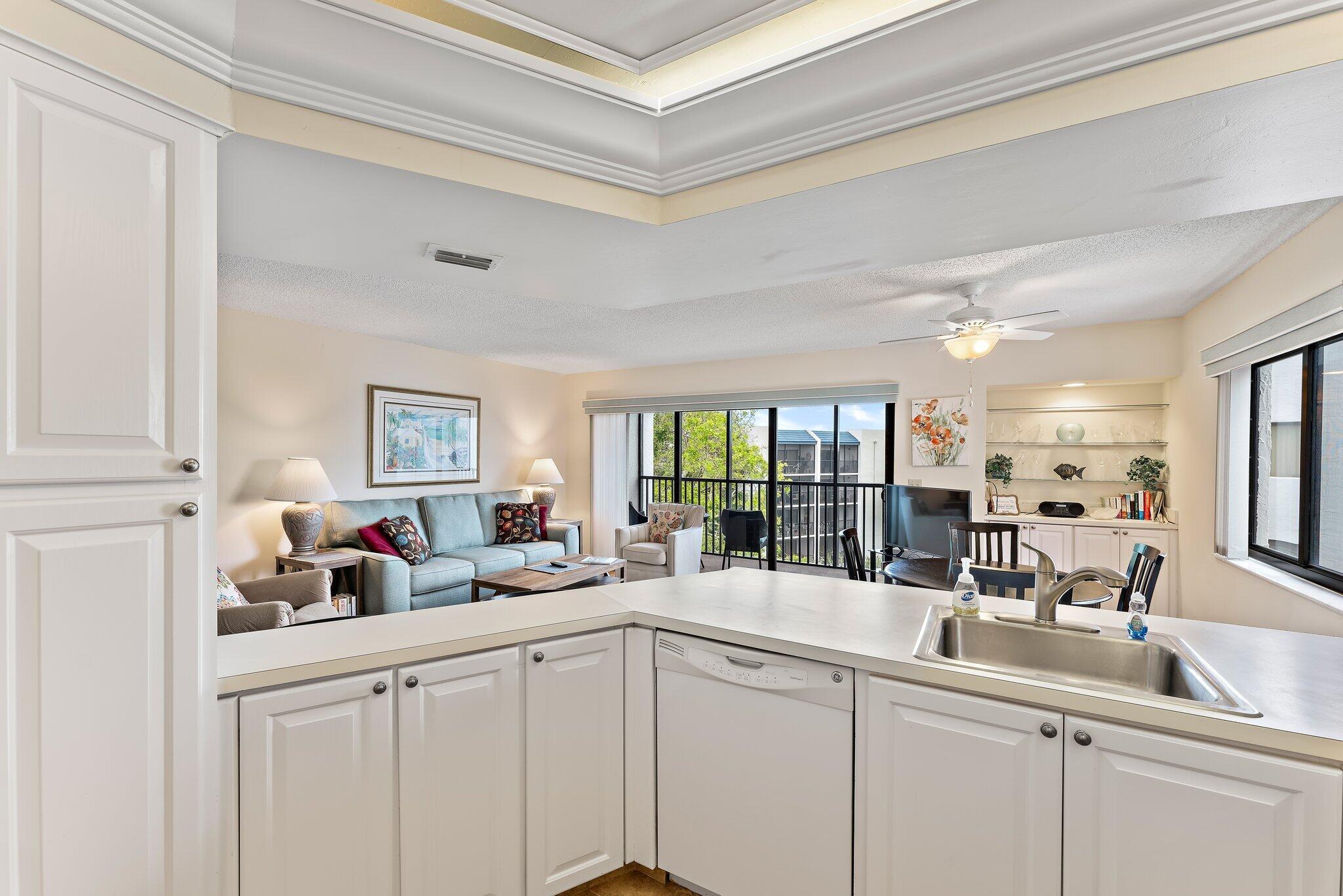 SEA RISE CONDO - Residential Lease